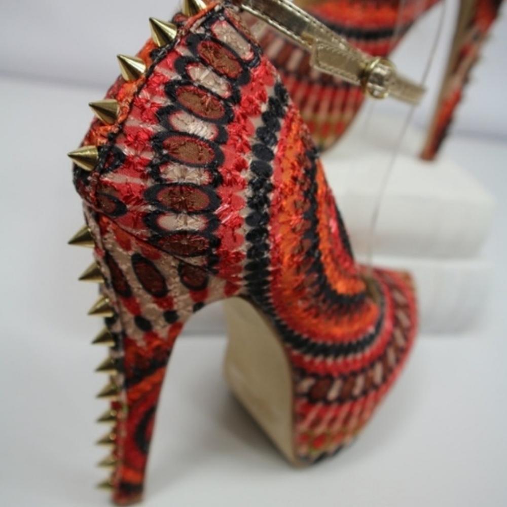 Herstyle Spiked heels